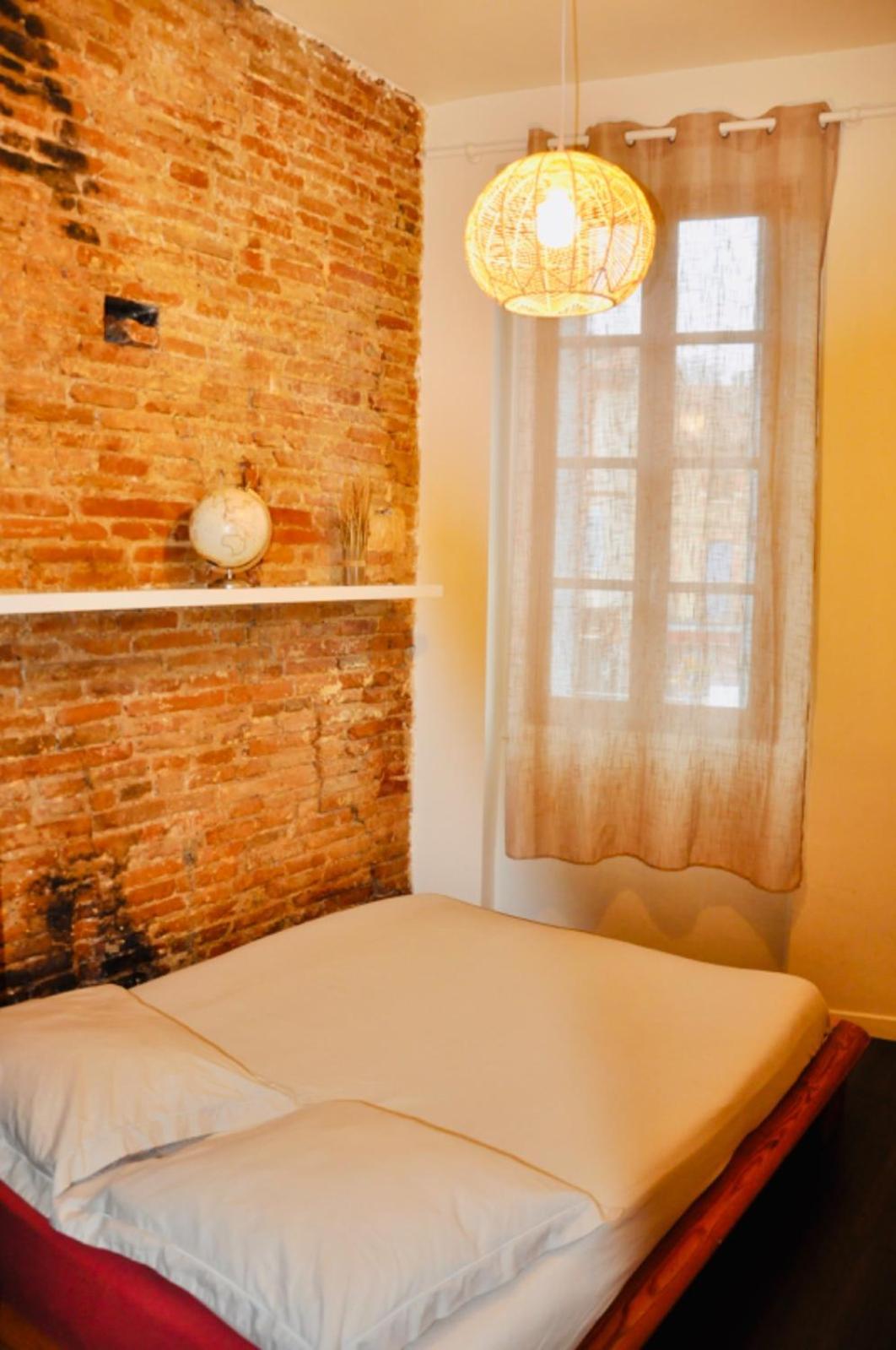 Le Charme D'Arnaud Hypercentre Wifi Accueil Gratuit H24 Apartment Toulouse Exterior photo